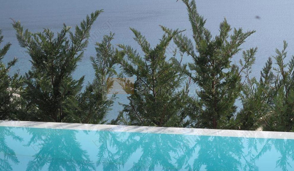Πισίνα - Swimming pool